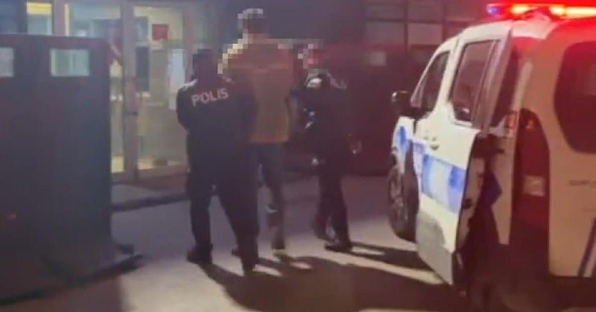 İstanbul Bağdat Caddesi'nde trafik kavgası: 3 kişiye ceza