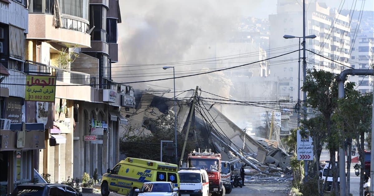 İsrail saldırıları Lübnan'da 700 bin kişiyi yerinden etti