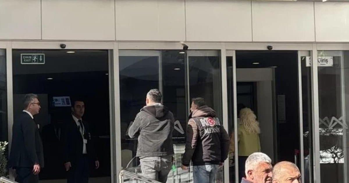 Mersin'de İhaleye Fesat ve Rüşvet Suçlarından 7 Kişi Tutuklandı