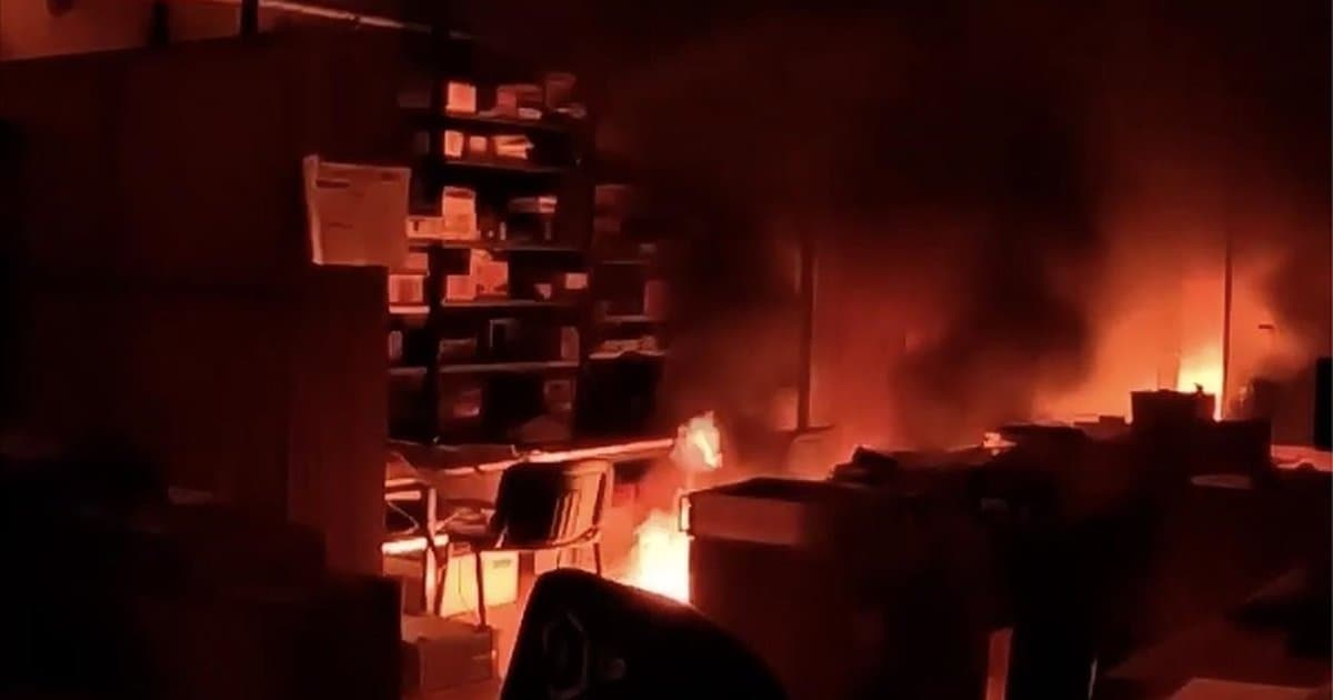 Çekya'da Elbit Systems ile bağlantılı fabrika ateşe verildi