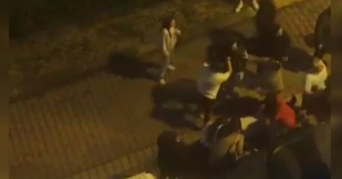 Avcılar'da iki aile arasında alacak verecek kavgası