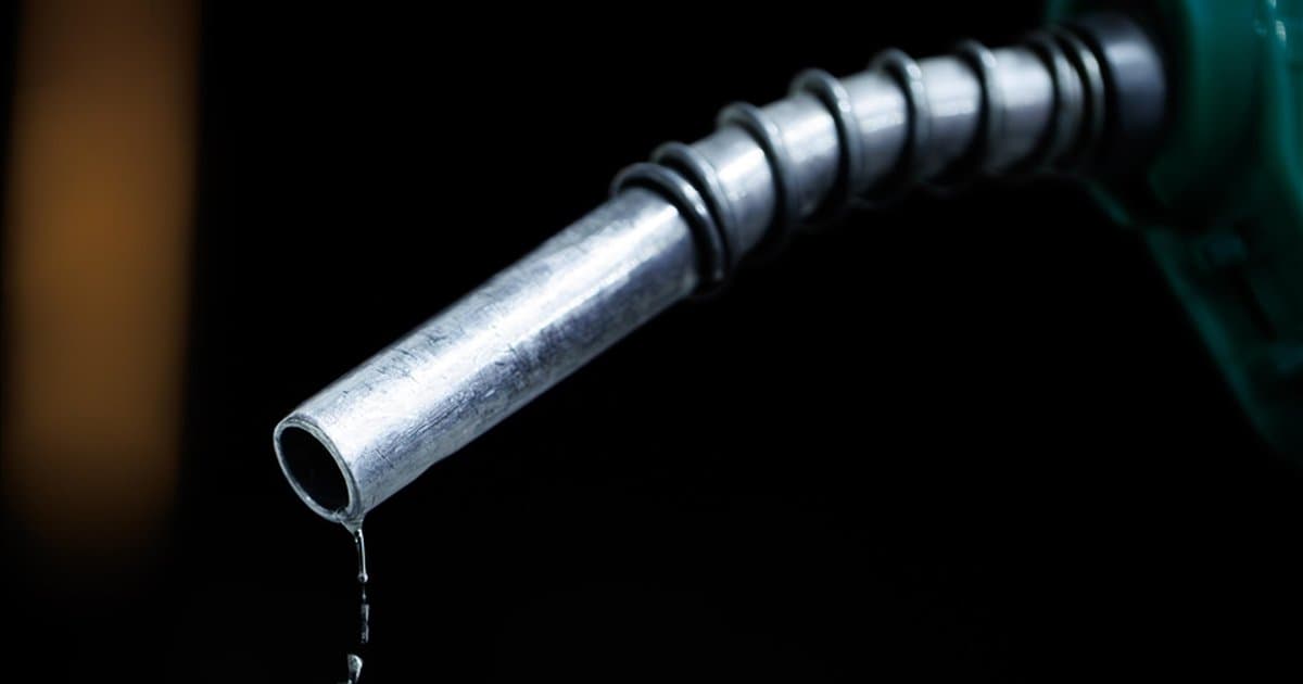 İngiltere'de akaryakıt istasyonlarında tedarik kısıtı