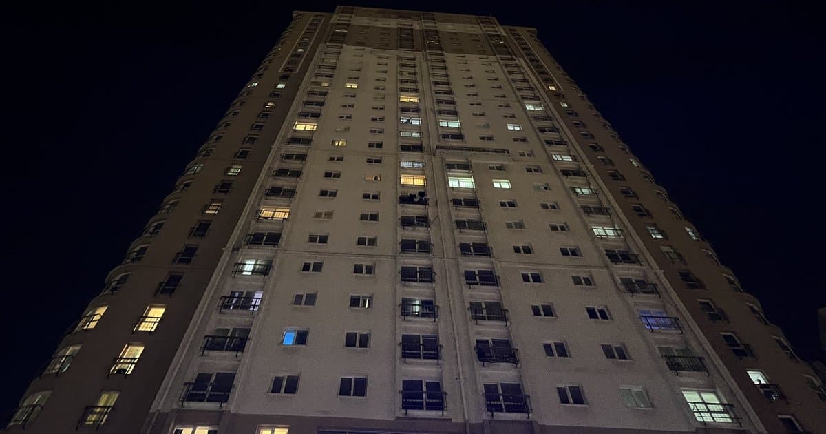 Esenyurt'ta 35 katlı binadan düşen kadın öldü