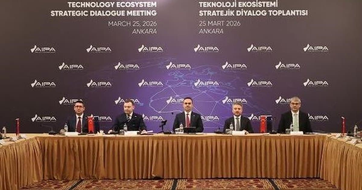 Sanayi ve Teknoloji Bakanı Kacır'dan Yapay Zeka Stratejisi Açıklaması