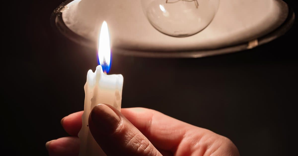 İstanbul'un 22 ilçesinde 9 saatlik elektrik kesintisi