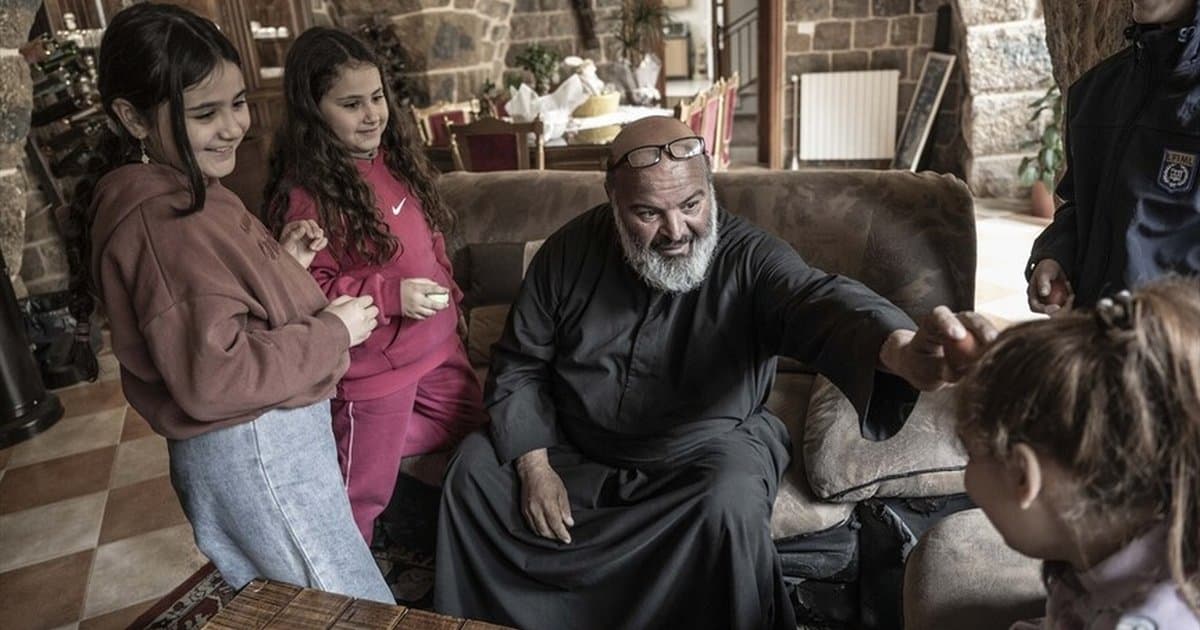 Lübnan'daki kilise, İsrail'in yerinden ettiği Müslümanlara ev sahipliği yapıyor