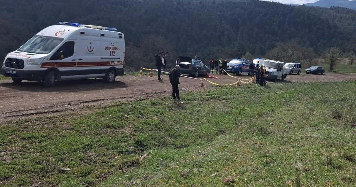 Kütahya'da otomobil tamiri trajedisi: 67 yaşındaki adam hayatını kaybetti