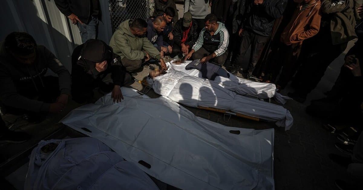 İsrail'in Gazze'ye saldırılarında can kaybı 72 bin 329'a yükseldi