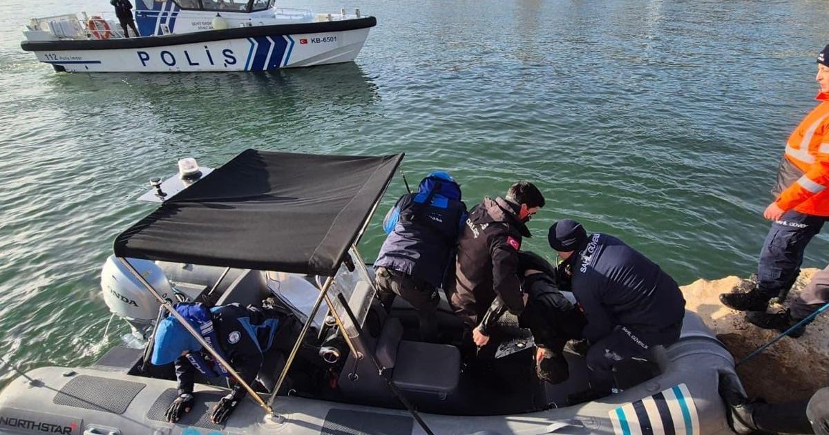 Van Gölü'nde kaybolan Boran Öner'in cansız bedeni bulundu