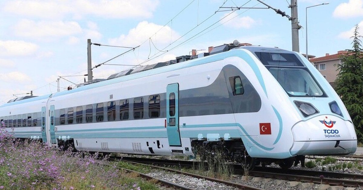 Milli elektrikli hızlı tren rekorunu yeniledi
