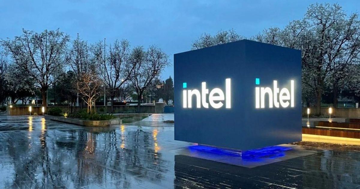 Intel Yeni Xeon İşlemci Serisiyle Veri Merkezi Yarışını Kızıştırıyor