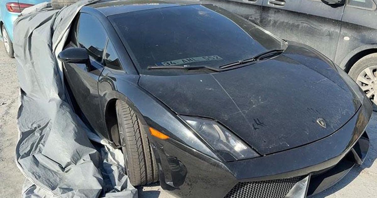 Lüks otomobille cipe çarpıp kaçtı, 174 bin lira ceza