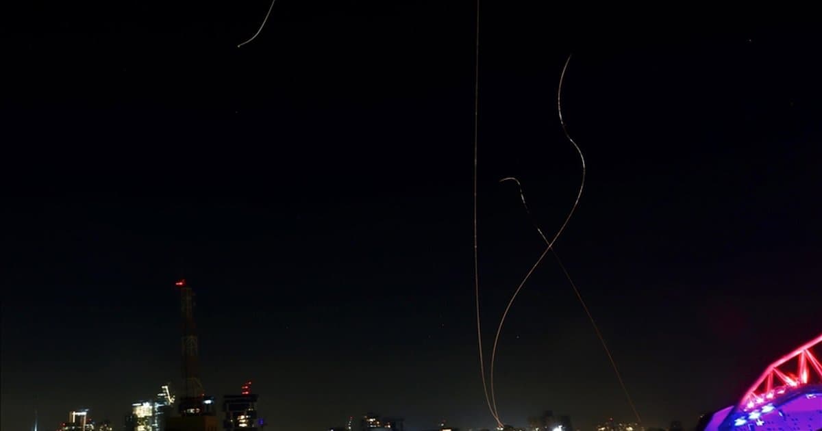 İran'dan İsrail'in kuzeyine saldırı