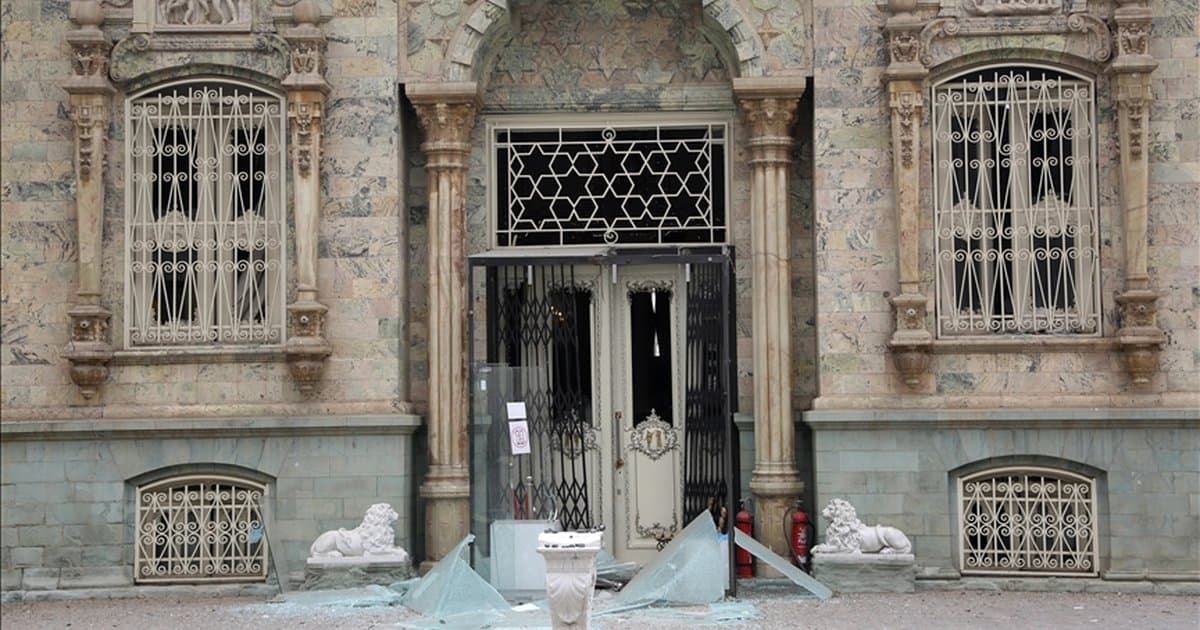 ABD-İsrail saldırıları Tahran'daki Sadabad Sarayı'nı hasarladı