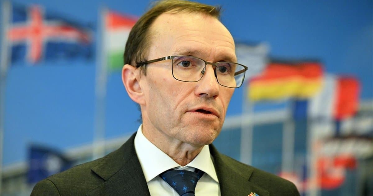 Norveç Dışişleri Bakanı Eide: Dünya Güvenlikte En Hassas Günlerini Yaşıyor