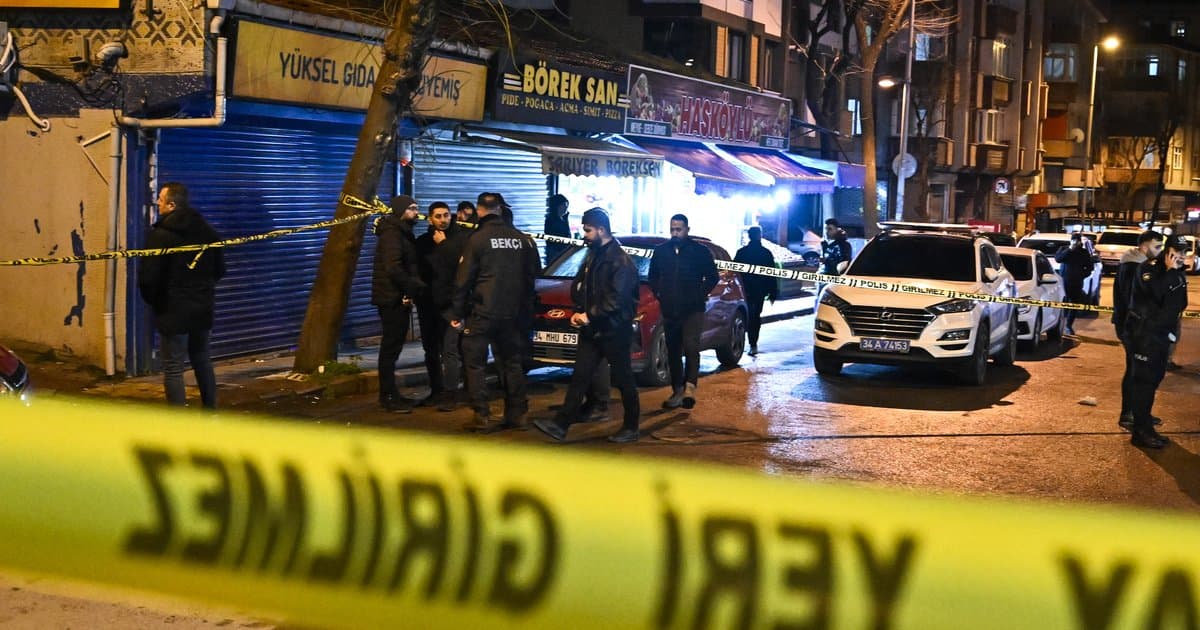 Jandarma ile Uyuşturucu Tacirleri Arasında Çatışma: 1 Yaralı