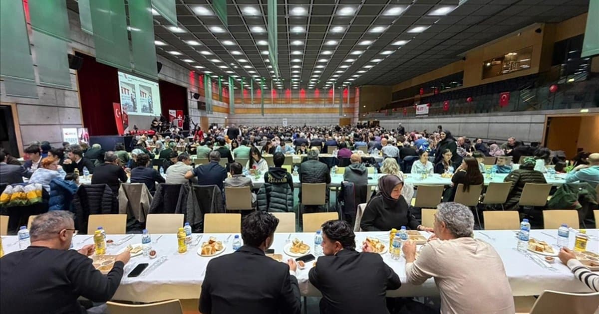 İsviçre Türk Toplumu Zürih'te iftar programı düzenledi