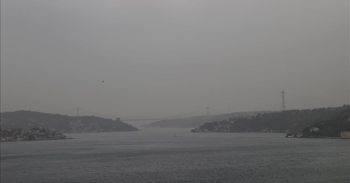İstanbul Boğazı'nda gemi trafiği çift yönlü kapatıldı