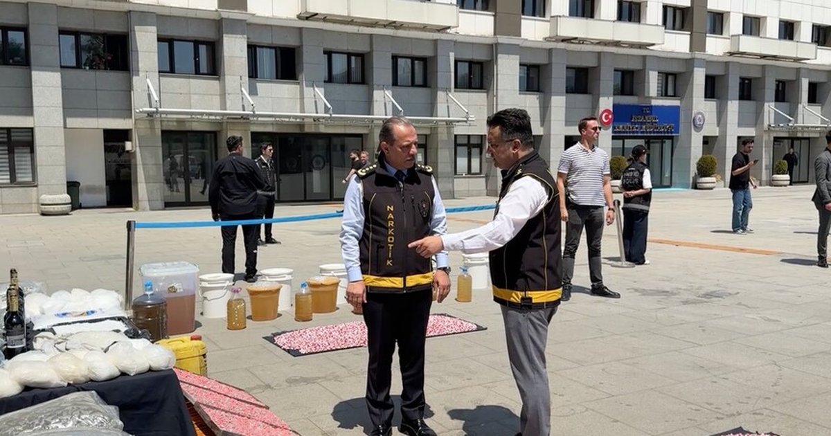 İstanbul'da büyük uyuşturucu operasyonu: 1 ton 45 kg ele geçirildi