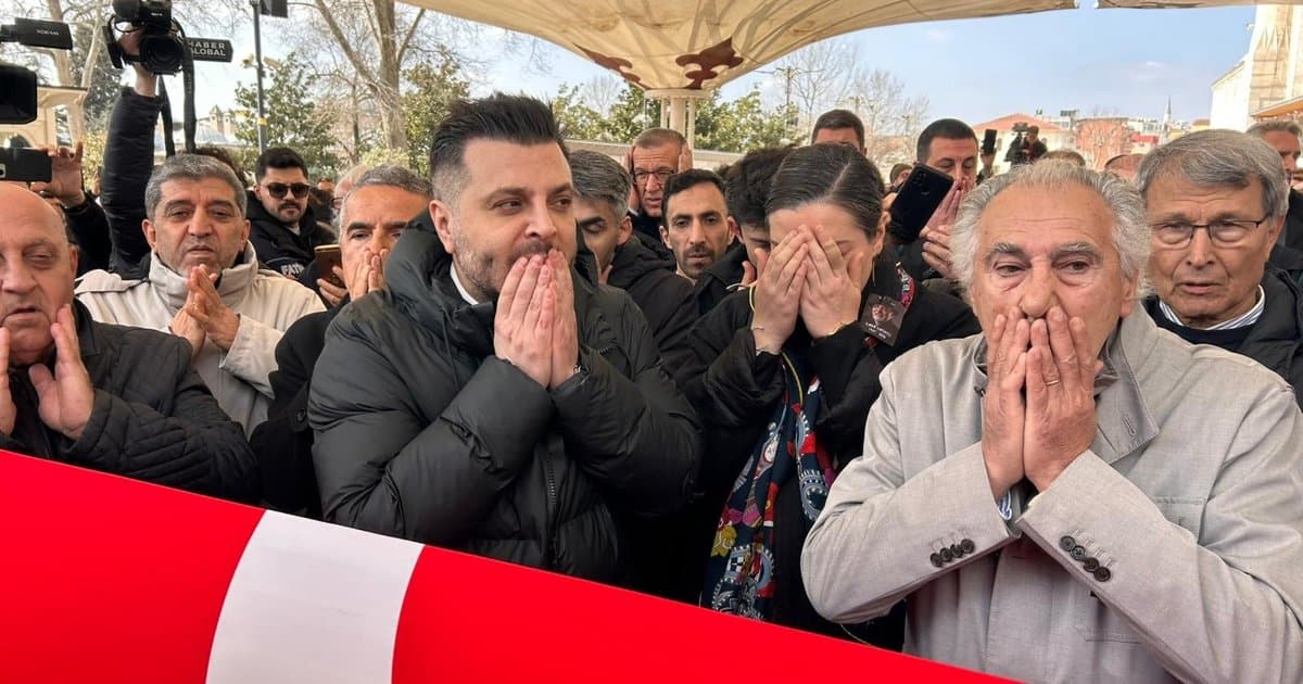 İlber Ortaylı için Fatih Camii'nde cenaze töreni