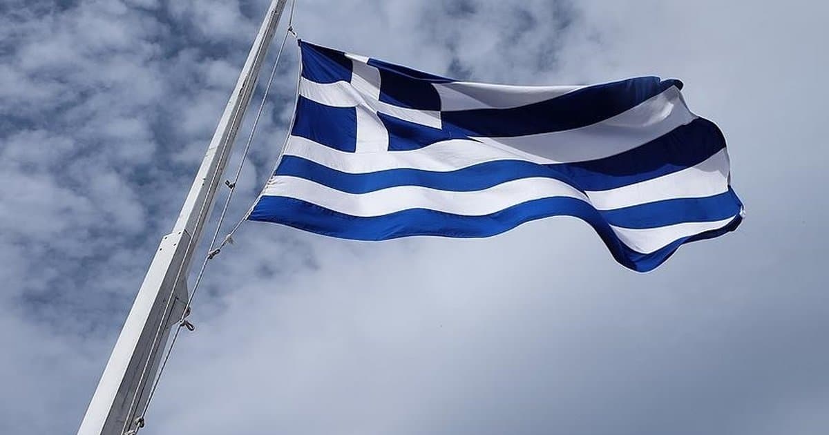 Yunanistan Fransa'nın nükleer şemsiyesi altına giriyor