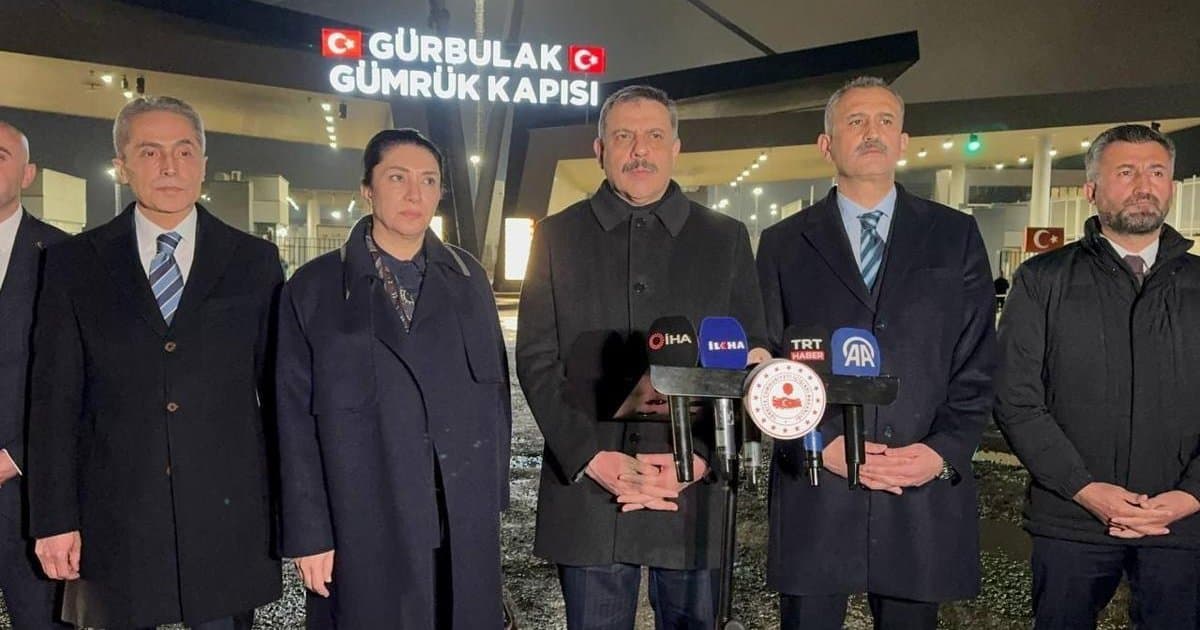 Bakan Çiftçi'den Gürbulak Sınır Kapısı'nda önemli açıklamalar