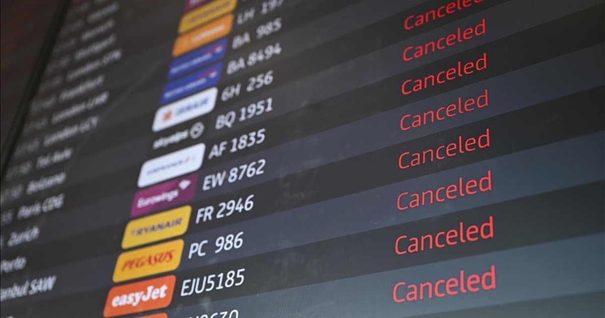 İspanya'da grev 12 havalimanını etkiledi