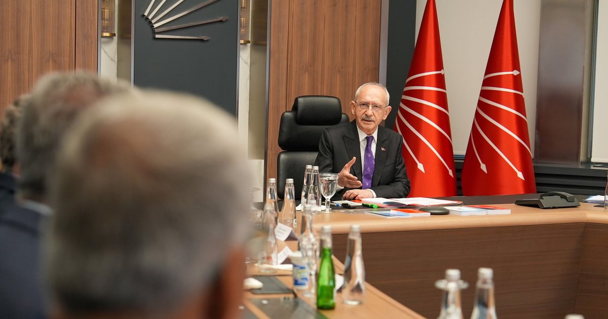 Kılıçdaroğlu'nun A Takımı MYK Toplantısı Başladı