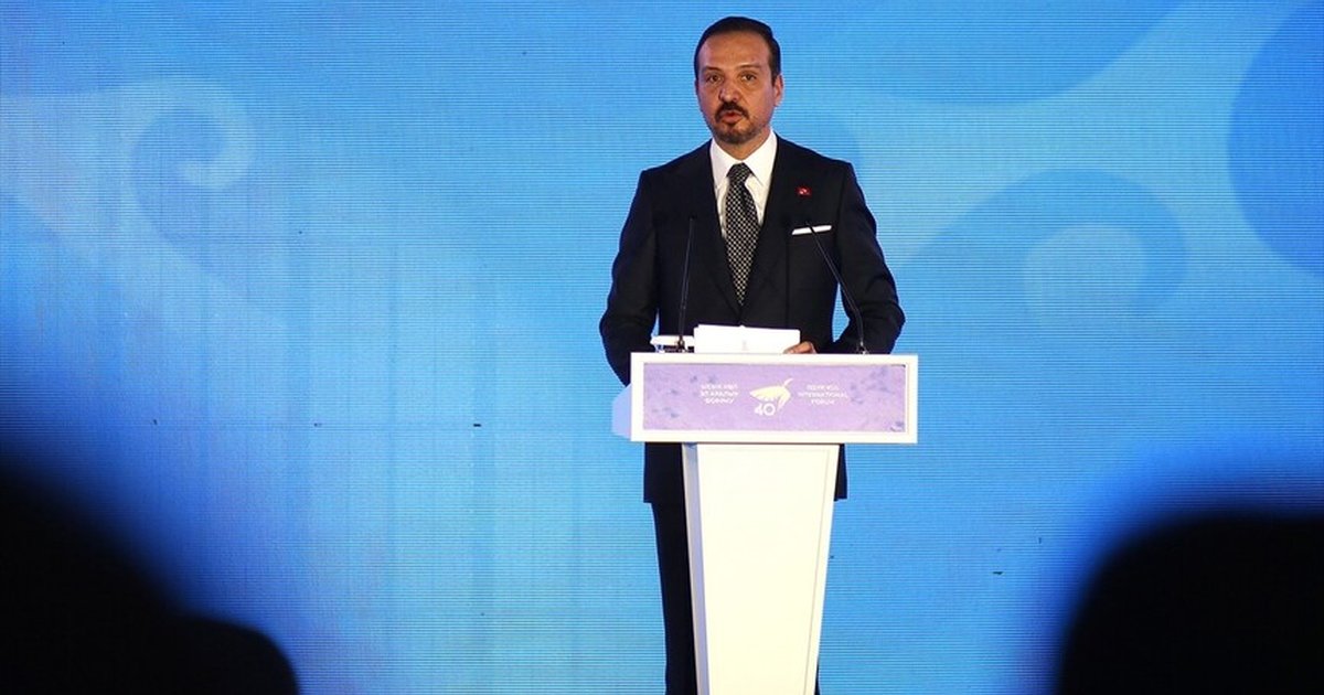 AK Parti Genel Başkan Yardımcısı Prof. Dr. Kürşad Zorlu, Issık Göl Forumunda konuştu