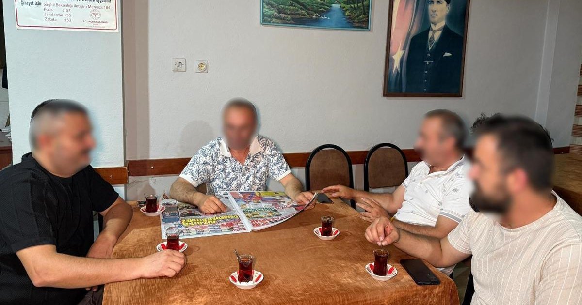 Yargıtay'dan kahvehane kararı: Kocanın evi ihmaline tazminat