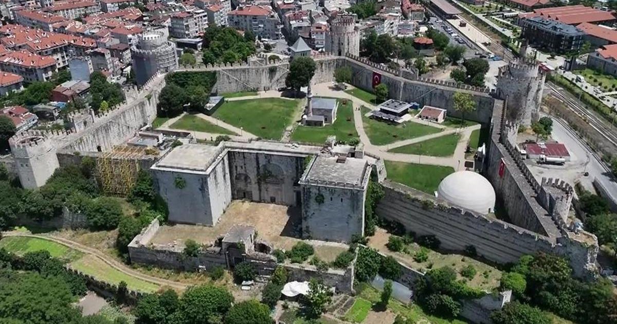 Macaristan Başbakanı İstanbul'u Gezdi