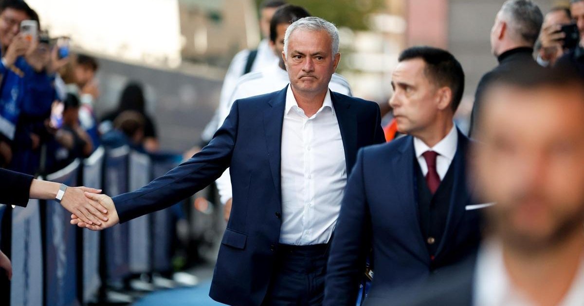 Mourinho Benfica'ya Veda Etti, Real Madrid'e Gidiyor