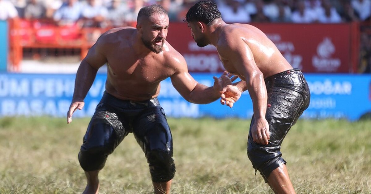 Kırkpınar Yağlı Güreşleri'nde Çeyrek Finalistler Belli Oldu