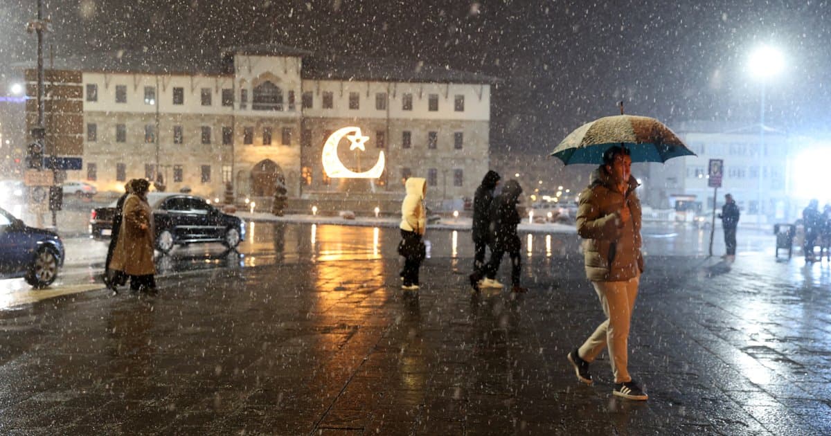 Hava sıcaklığı düşüyor, kar geliyor
