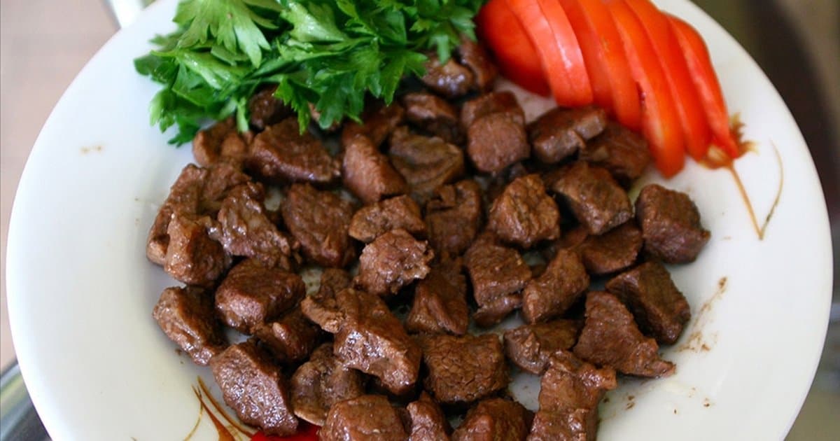 Mersin Büyükşehir Aşevi'nde Yarış Atı Eti Skandalı