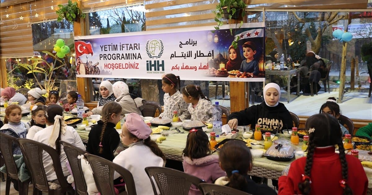 İHH Şam'da 400 yetim ailesi için iftar düzenledi