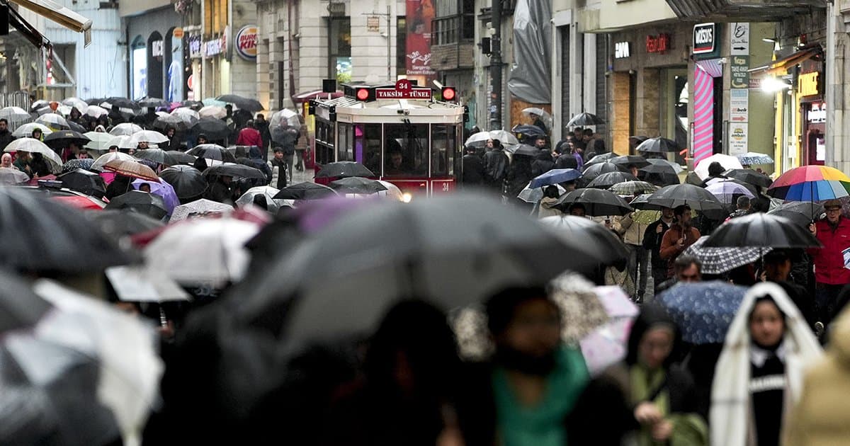 İstanbul'da yeni yağışlı hava sistemi geliyor