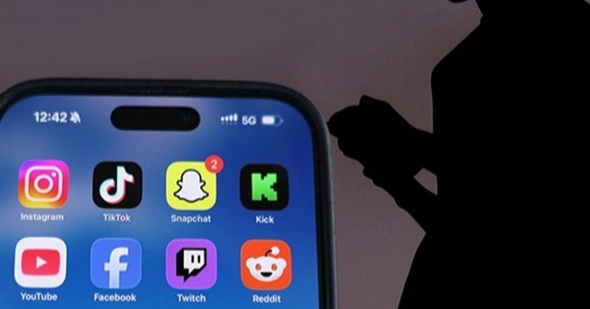 15 yaş altına sosyal medya sınırı