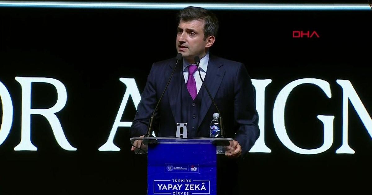 Selçuk Bayraktar'dan Türkiye Yapay Zeka Zirvesi'nde açıklama