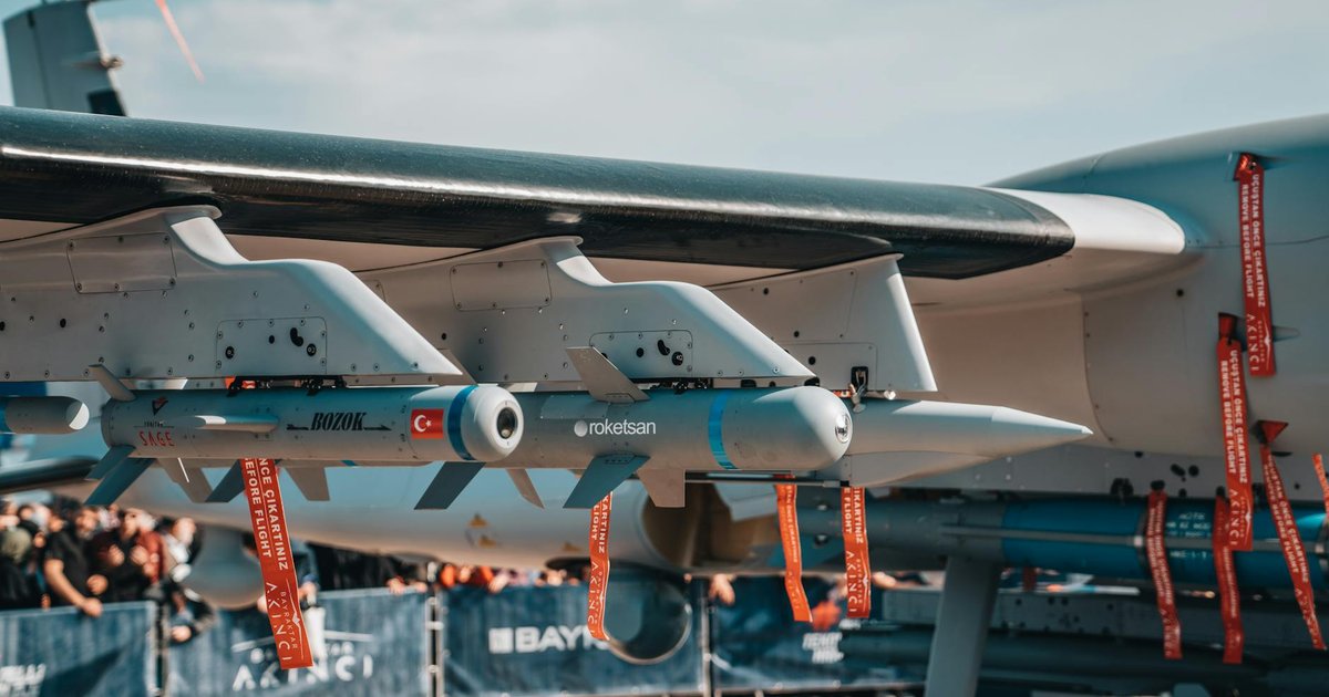 TEKNOFEST'te genç mühendisler roket yarışmasına hazırlanıyor