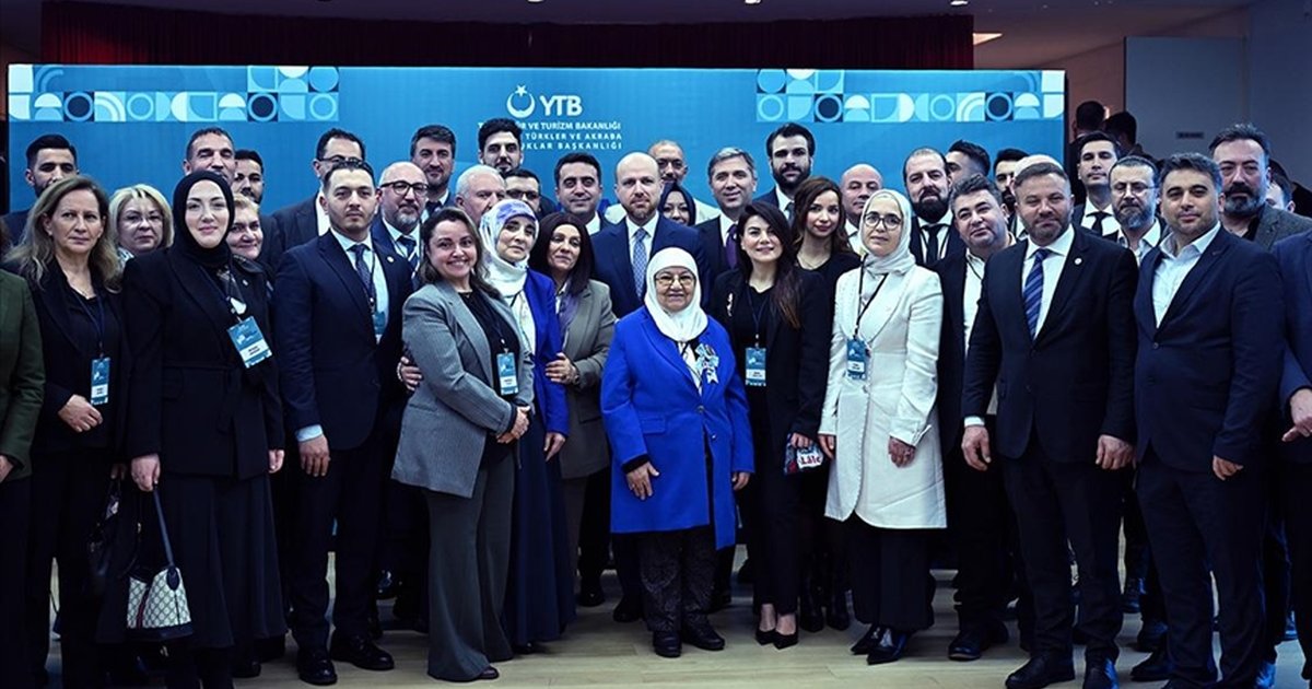 YTB Brüksel'de Türk toplumunun başarı hikayelerini ele aldı