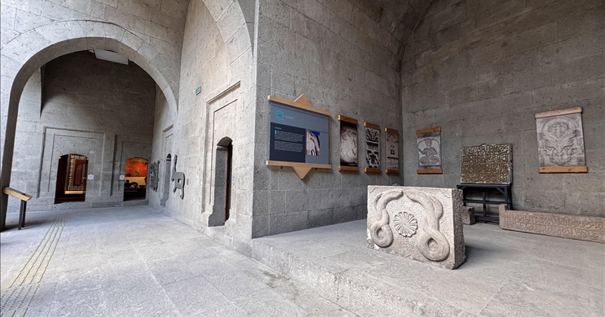 Gevher Nesibe Şifahanesi 820 Yıldır Ayakta