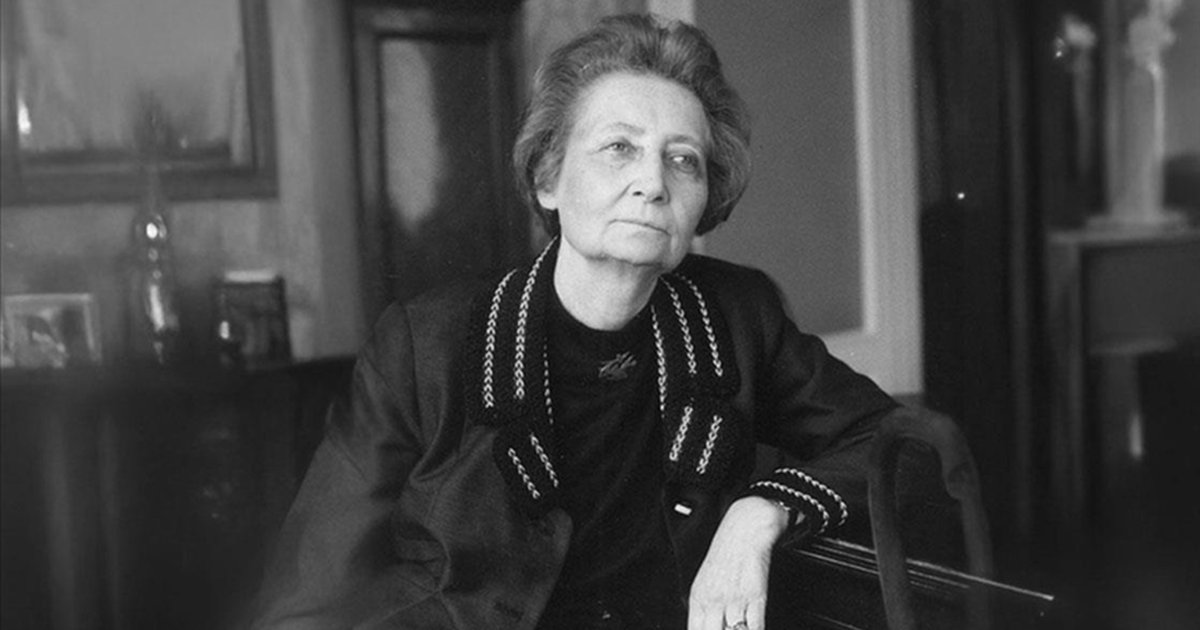 Samiha Ayverdi'yi Hatırlıyoruz