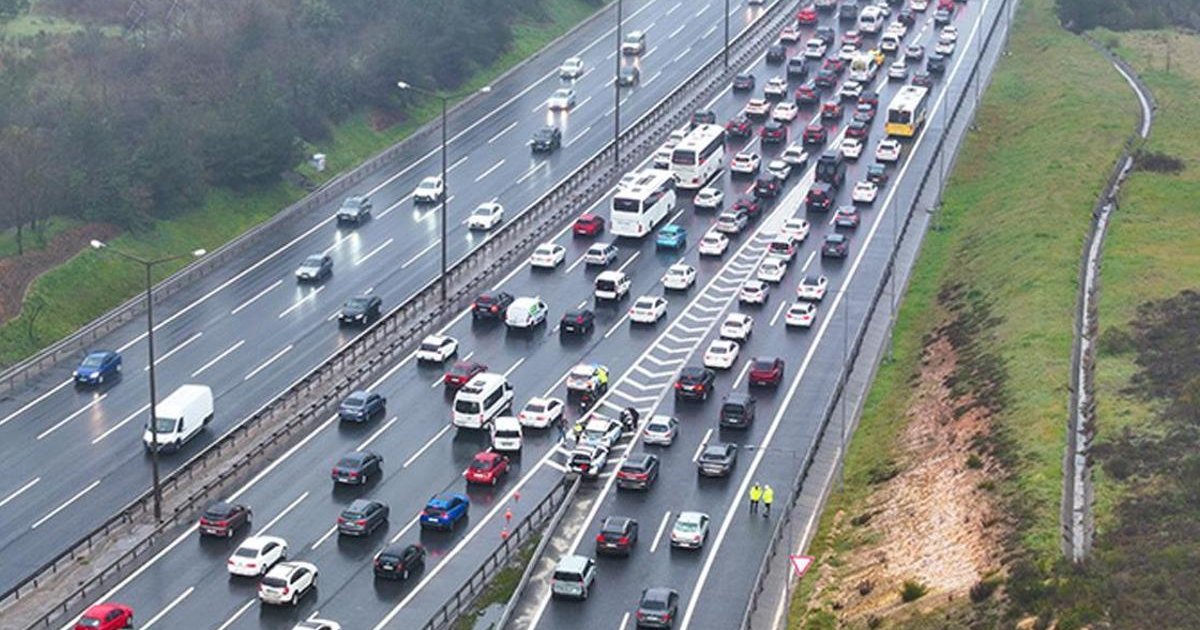 İstanbul'da Bayram Dönüşü Trafiği