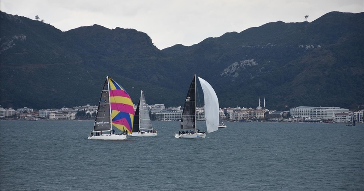 Marmaris'te 18. Campus Cup yelkenli yarışları başladı