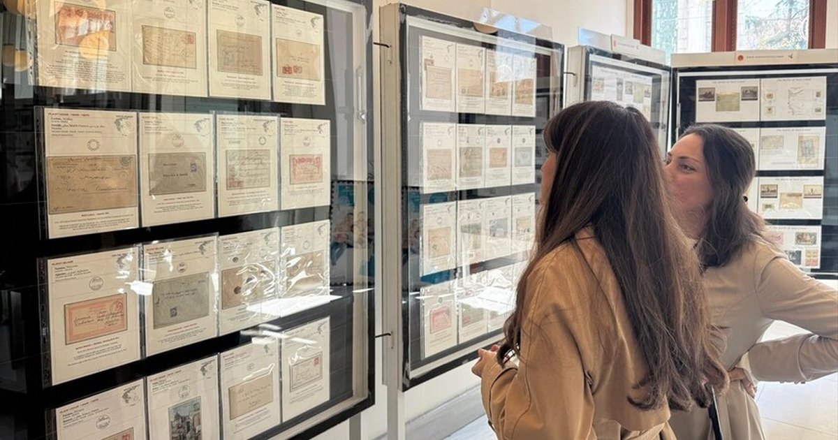 Osmanlı Posta Tarihi sergisi Beyoğlu'nda açıldı