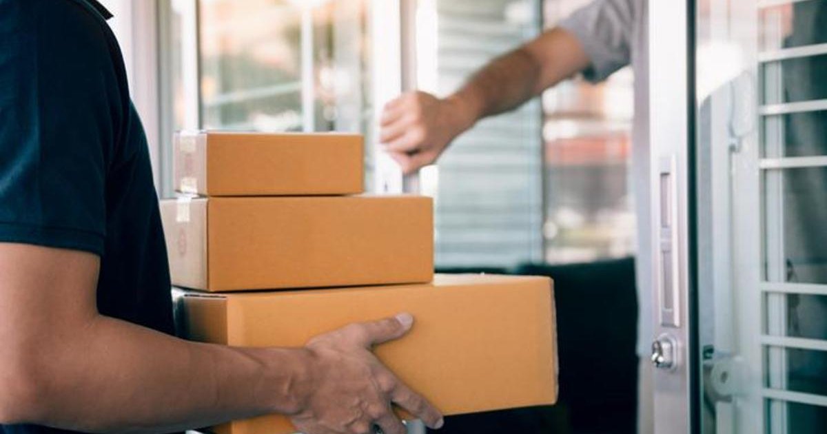 1 Mayıs'ta Kargolar Çalışıyor Mu? PTT, Aras, Yurtiçi, Sürat, DHL