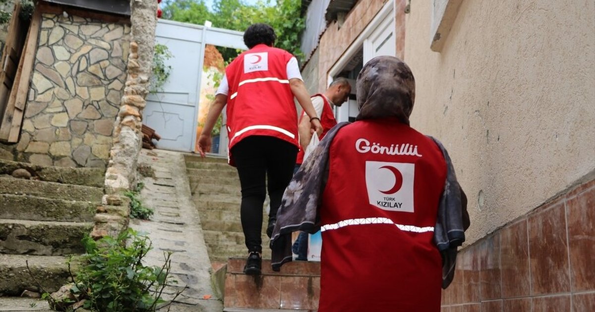 Türk Kızılay, kurban eti dağıtımını sürdürüyor