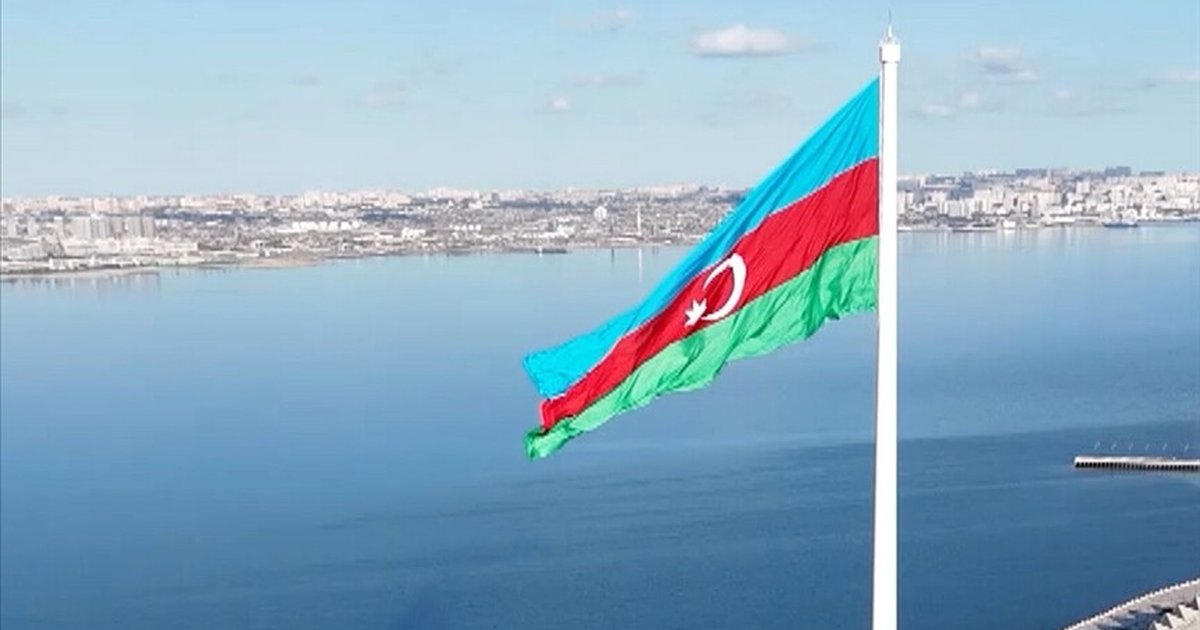 Azerbaycan'ın bağımsızlık yolculuğunda tarihi dönüm noktası