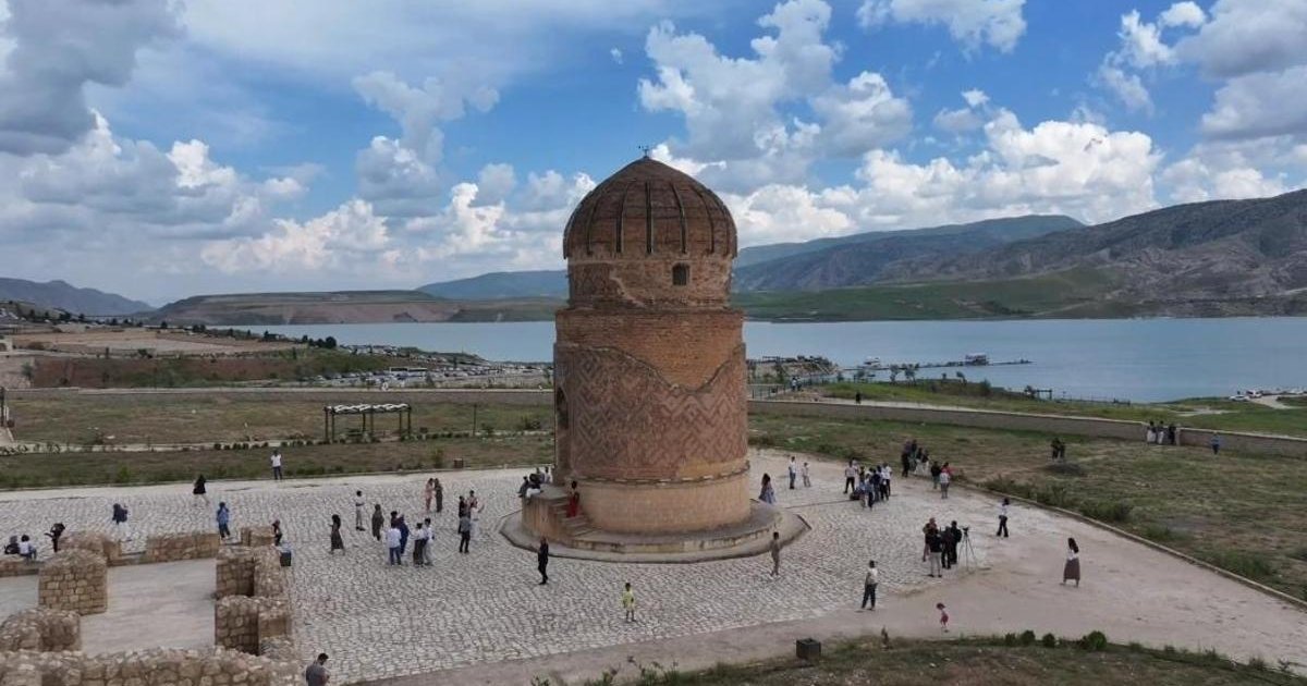 Hasankeyf'te Kurban Bayramı'nda turist yoğunluğu